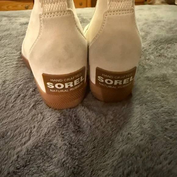 Sorel Cream Ankle Booties - Picture 2 of 7